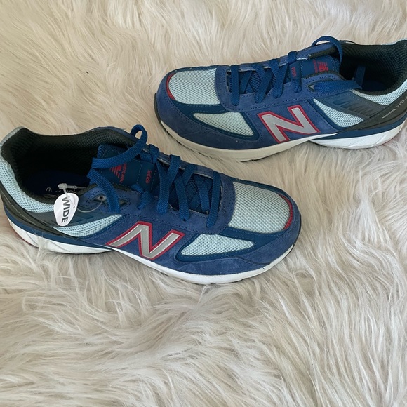 New balance sneakers brand new - Picture 2 of 5